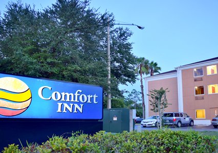 Pet Friendly Comfort Inn DeLand - near University in De Land, Florida