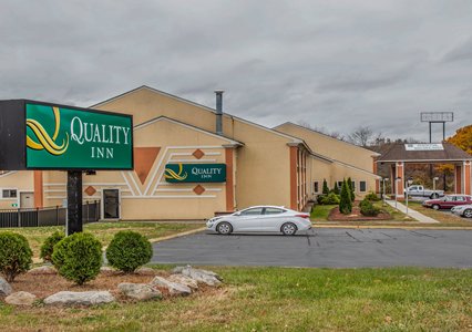 Pet Friendly Quality Inn Plainfield I-395 in Plainfield, Connecticut