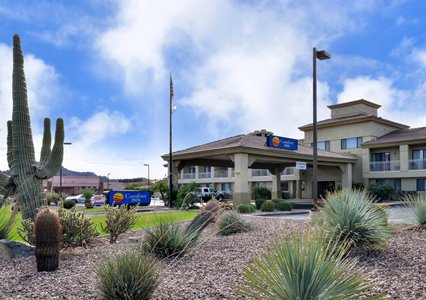 Pet Friendly Comfort Inn in Fountain Hills, Arizona