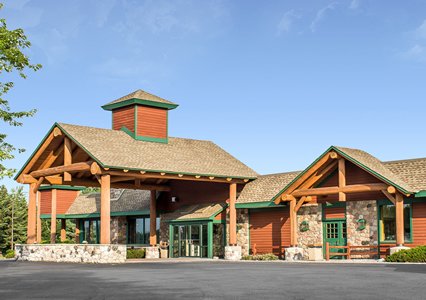 Pet Friendly Quality Inn in Rhinelander, Wisconsin