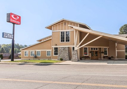 Pet Friendly Econo Lodge near Suncadia Resort in Cle Elum, Washington