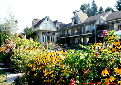 Pet Friendly Rodeway Inn King William in Huntsville, Ontario