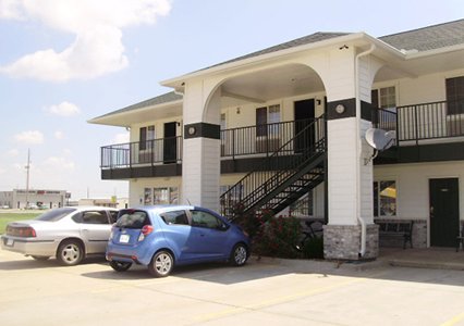 Pet Friendly Rodeway Inn in Goddard, Kansas