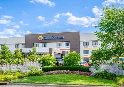 Pet Friendly Comfort Inn Shepherdsville - Louisville South in Shepherdsville, Kentucky
