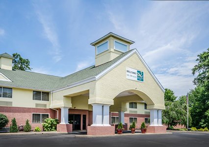 Pet Friendly Quality Inn in Carrollton, Kentucky