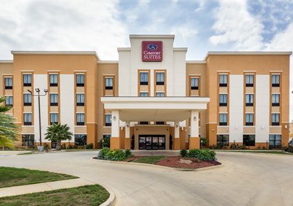 Pet Friendly Comfort Suites in Cotulla, Texas