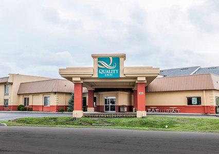 Pet Friendly Quality Inn East in Indianapolis, Indiana