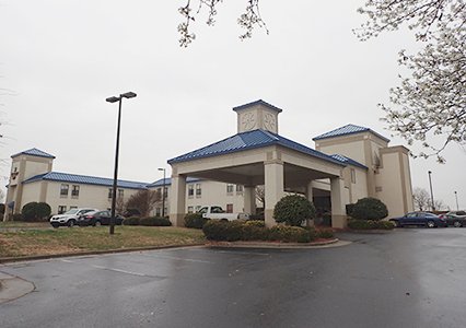 Pet Friendly Quality Inn in Clemmons, North Carolina