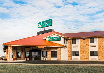 Pet Friendly Quality Inn in Effingham, Illinois