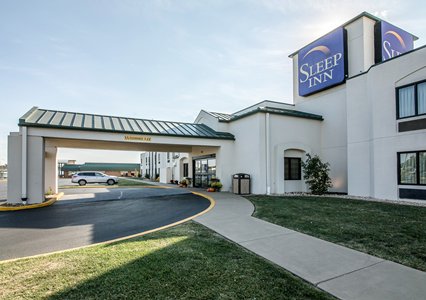 Pet Friendly Sleep Inn in Joplin, Missouri