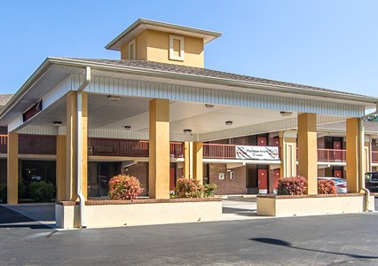 Pet Friendly Quality Inn West in Sweetwater, Tennessee