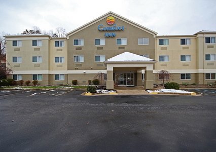 Pet Friendly Comfort Inn in Barboursville, West Virginia