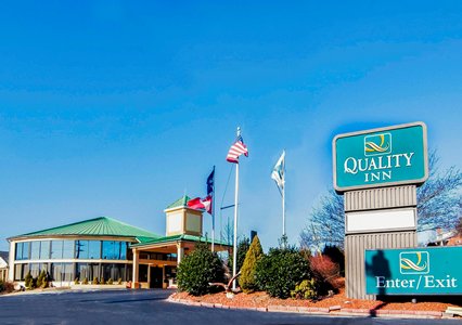 Pet Friendly Quality Inn in Hillsville, Virginia