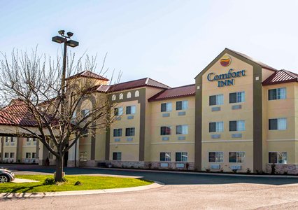 Pet Friendly Comfort Inn in Crawfordsville, Indiana