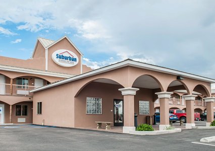 Pet Friendly Suburban Extended Stay Hotel in Alamogordo, New Mexico