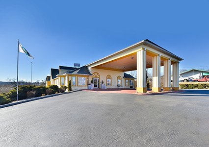 Pet Friendly Quality Inn in Crossville, Tennessee