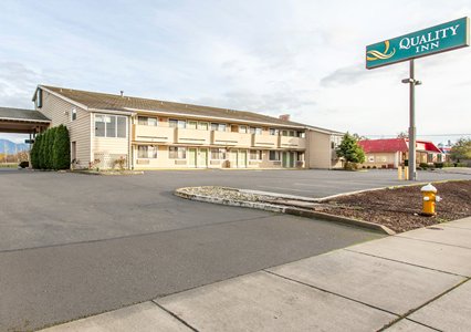 Pet Friendly Quality Inn in Mount Vernon, Washington