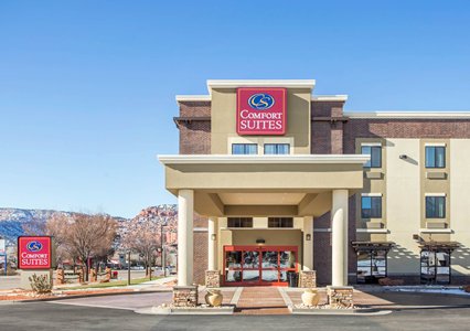 Pet Friendly Comfort Suites in Kanab, Utah