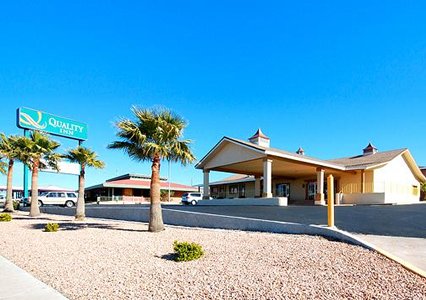 Pet Friendly Quality Inn in Kingman, Arizona