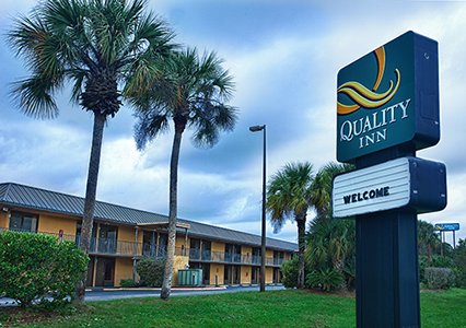 Pet Friendly Quality Inn Elkton -St. Augustine South in Elkton, Florida