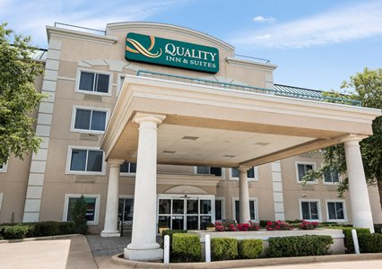 Pet Friendly Quality Inn & Suites in Bossier City, Louisiana