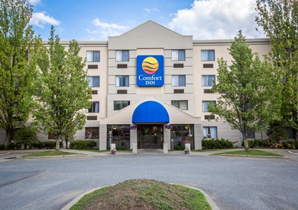 Pet Friendly Comfort Inn in White River Junction, Vermont