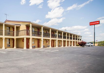 Pet Friendly Econo Lodge in Kingsport, Tennessee