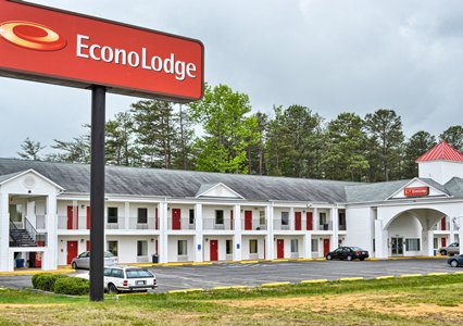 Pet Friendly Econo Lodge in Ruther Glen, Virginia