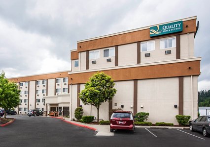 Pet Friendly Quality Inn & Suites Pacific - Auburn in Pacific, Washington