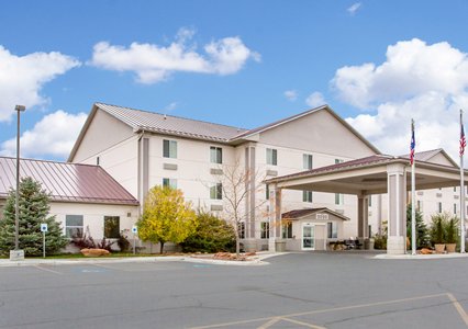 Pet Friendly Comfort Inn & Suites in Riverton, Wyoming