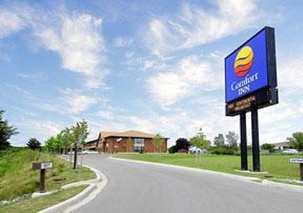 Pet Friendly Comfort Inn in Cobourg, Ontario