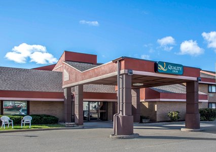 Pet Friendly Quality Inn in Marshfield, Wisconsin