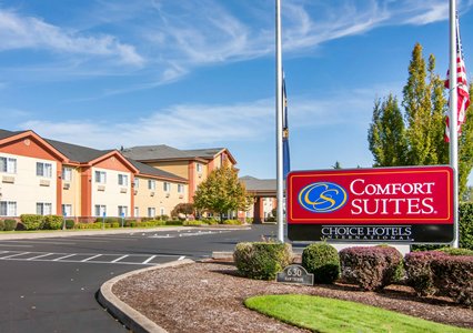 Pet Friendly Comfort Suites in Salem, Oregon