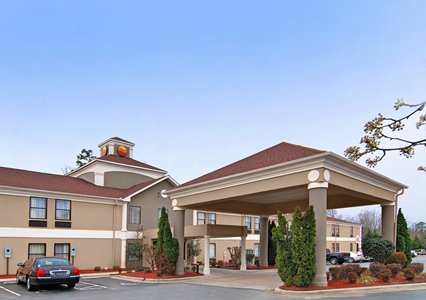 Pet Friendly Quality Inn High Point University in Archdale, North Carolina