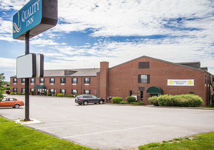 Pet Friendly Quality Inn at Bangor Mall in Bangor, Maine