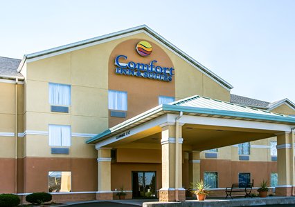 Pet Friendly Comfort Inn & Suites in Dayton, Ohio