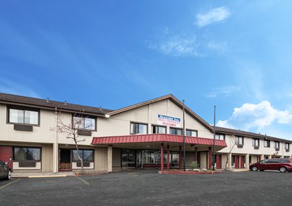 Pet Friendly Rodeway Inn in Syracuse, New York