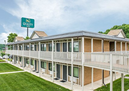 Pet Friendly Quality Inn in Cambridge, Ohio