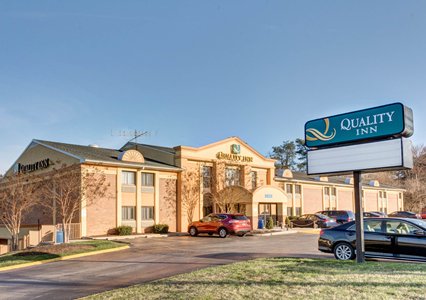 Pet Friendly Quality Inn Near Ft. Meade in Jessup, Maryland