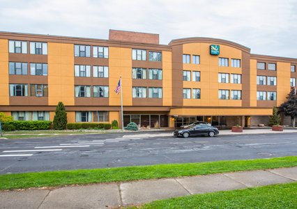 Pet Friendly Quality Inn in Massena, New York