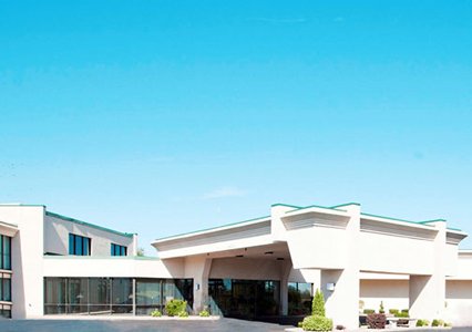 Pet Friendly Quality Inn and Conference Center in Grand Island, Nebraska