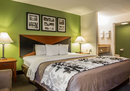 Pet Friendly Sleep Inn Northlake in Charlotte, North Carolina