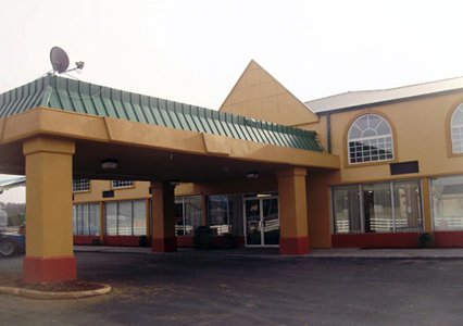 Pet Friendly Quality Inn & Suites in Horse Cave, Kentucky
