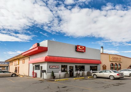 Pet Friendly Econo Lodge in Rock Springs, Wyoming