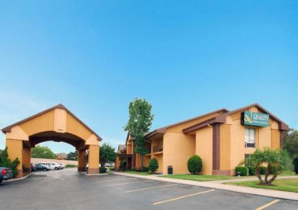 Pet Friendly Quality Inn & Suites NRG Park - Medical Center in Houston, Texas