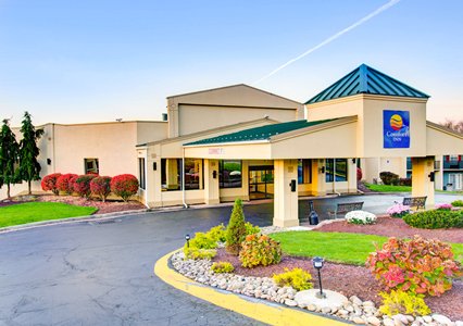 Pet Friendly Comfort Inn Conference Center in Pittsburgh, Pennsylvania