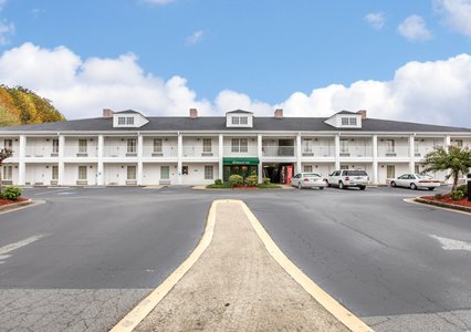 Pet Friendly Quality Inn in Carrollton, Georgia