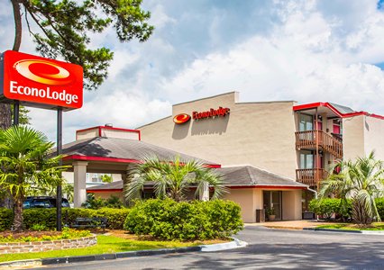 Pet Friendly Econo Lodge in Summerville, South Carolina