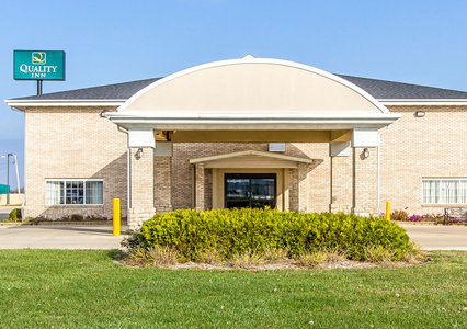 Pet Friendly Quality Inn in Pontiac, Illinois