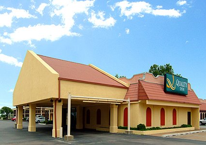 Pet Friendly Quality Inn in Blytheville, Arkansas